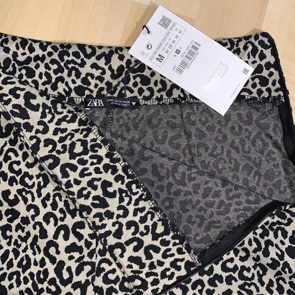 ZARA Animal Print Wide Leg High Rise Crop Pants - Picture 6 of 8